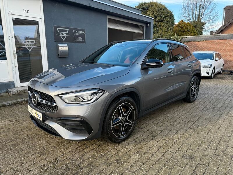 Mountaingrau met. Gebraucht 2020 Mercedes GLA220 AMG line SUV | 33.500 € (Fairer Preis) - Bild 1/4
