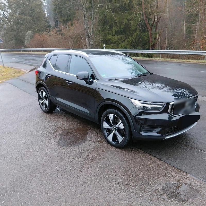 Schwarz Gebraucht 2021 Volvo XC40 SUV | 25.000 € (Superpreis) - Bild 1/4