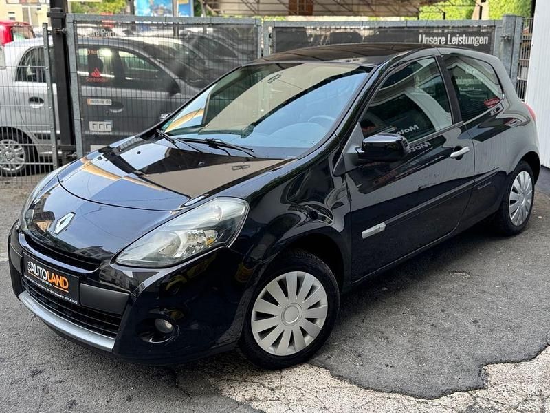 Gebraucht Renault Clio II Dynamique 75 PS (55 kW) 2011 Schwarz Kleinwagen
