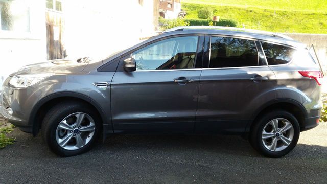 Gebraucht Ford Kuga 190 PS (139 kW) 2014 Grau metallic SUV