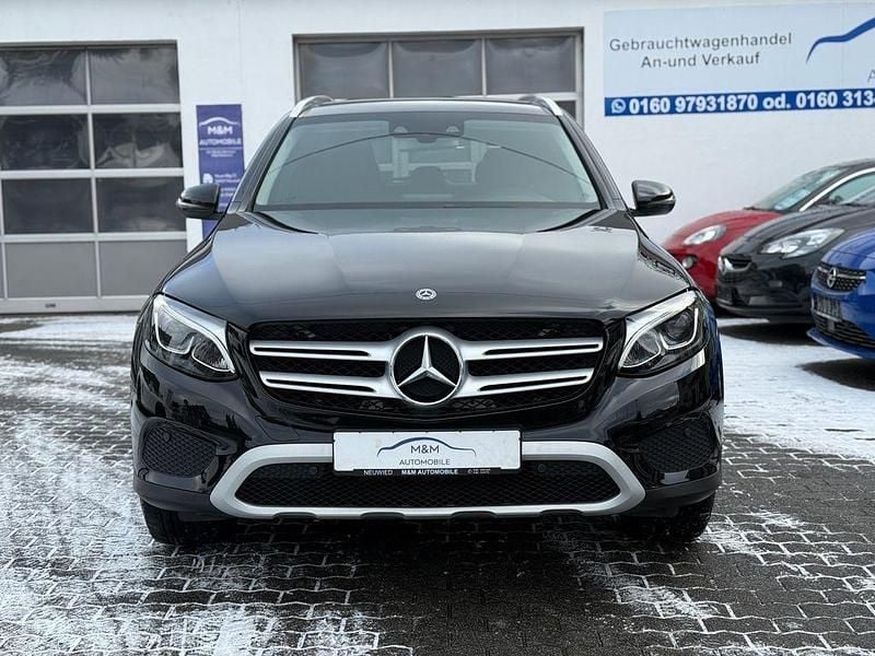 Schwarz Gebraucht 2019 Mercedes GLC220 SUV | 28.590 € (Guter Preis) - Bild 1/4
