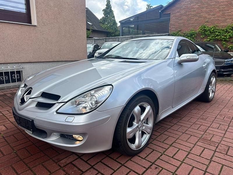 Iridiumsilber metalliclack Gebraucht 2004 Mercedes SLK350 Cabrio | 7.450 € (Fairer Preis) - Bild 1/4