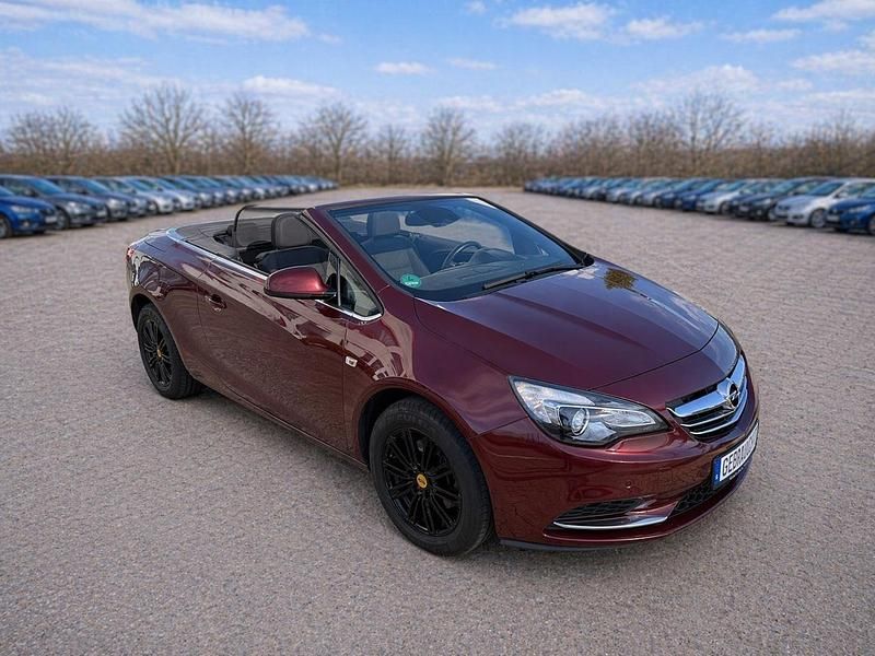 Second-hand Opel Cascada 120 CP (88 kW) 2017 Andere farben Cabrio