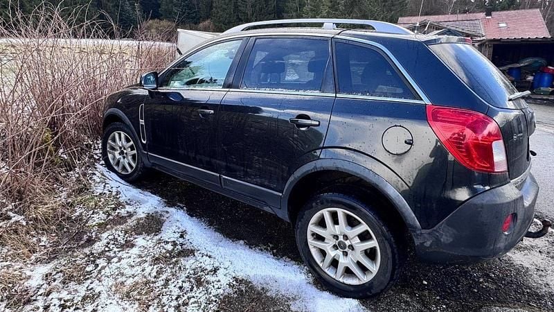 Gebraucht Opel Antara 163 PS (119 kW) 2011 Schwarz SUV