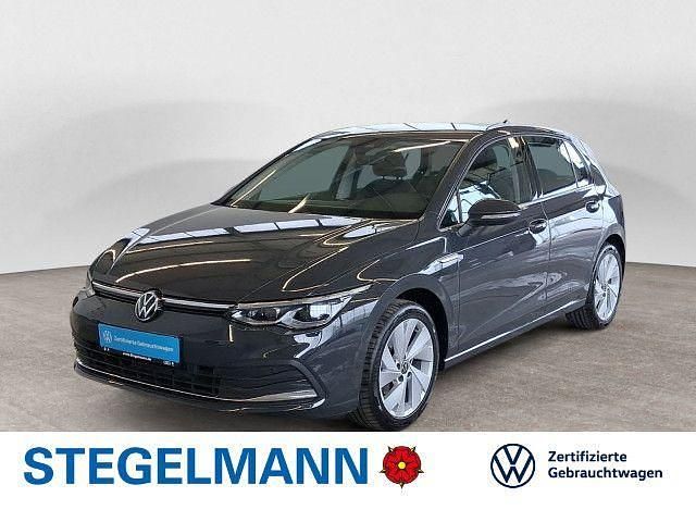 Grau Gebraucht 2022 VW Golf VIII Style Limousine | 21.590 € (Guter Preis) - Bild 1/4