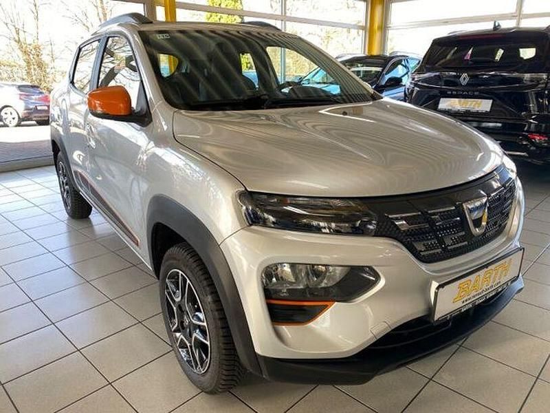 Gebraucht Dacia Spring Comfort Plus 33 kW (45 PS) 2021 Diamant silber grau Kleinwagen
