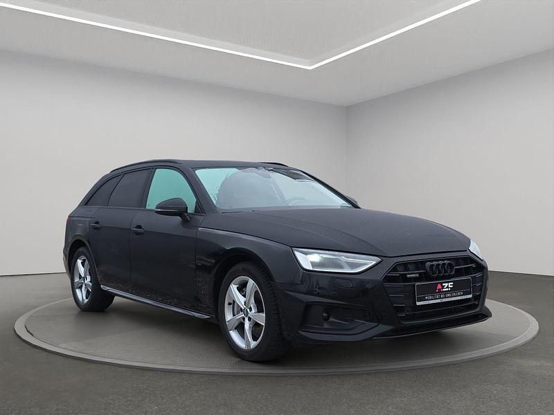Second-hand Audi A4 Advanced 204 CP (150 kW) 2023 Negru Break