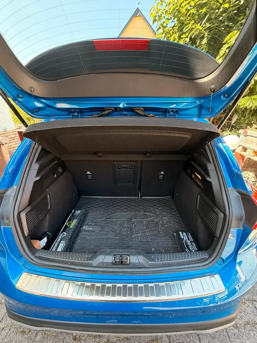 Gebraucht Ford Focus Active X 155 PS (114 kW) 2020 Blau Limousine