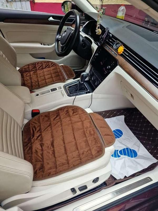 Gebraucht VW Passat Highline 150 PS (110 kW) 2017 Rot Limousine