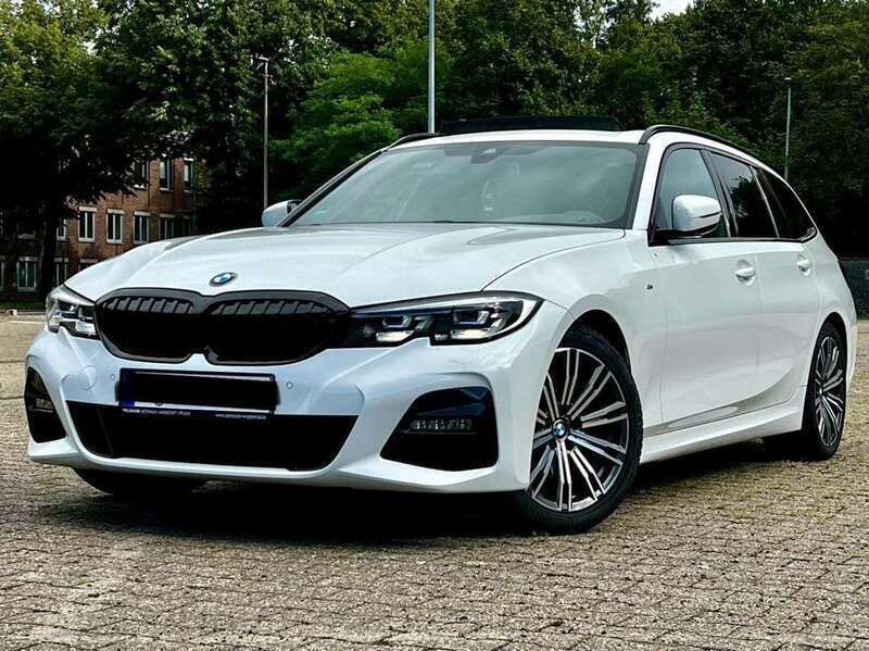 Weiß Gebraucht 2019 BMW 320 Sport Line Kombi | 25.500 € (Fairer Preis) - Bild 1/4