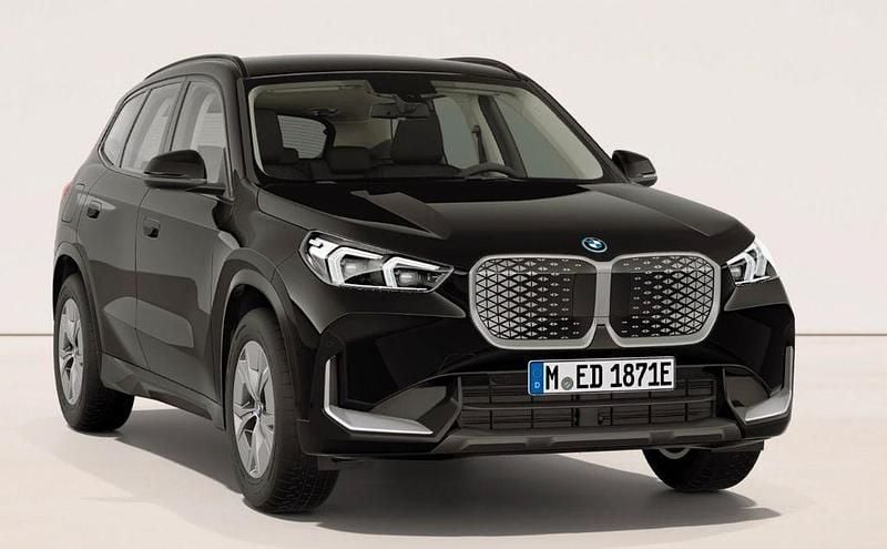 Neu BMW iX1 150 kW (204 PS) 2026 SUV