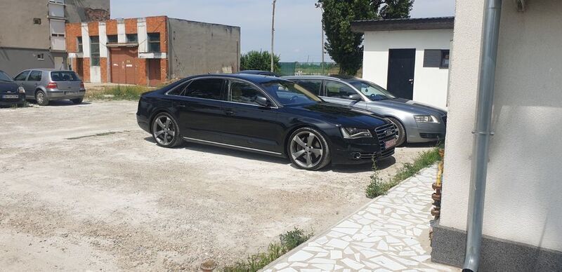 Schwarz Gebraucht 2012 Audi A8L Sport Limousine | 17.800 € (Fairer Preis) - Bild 1/4