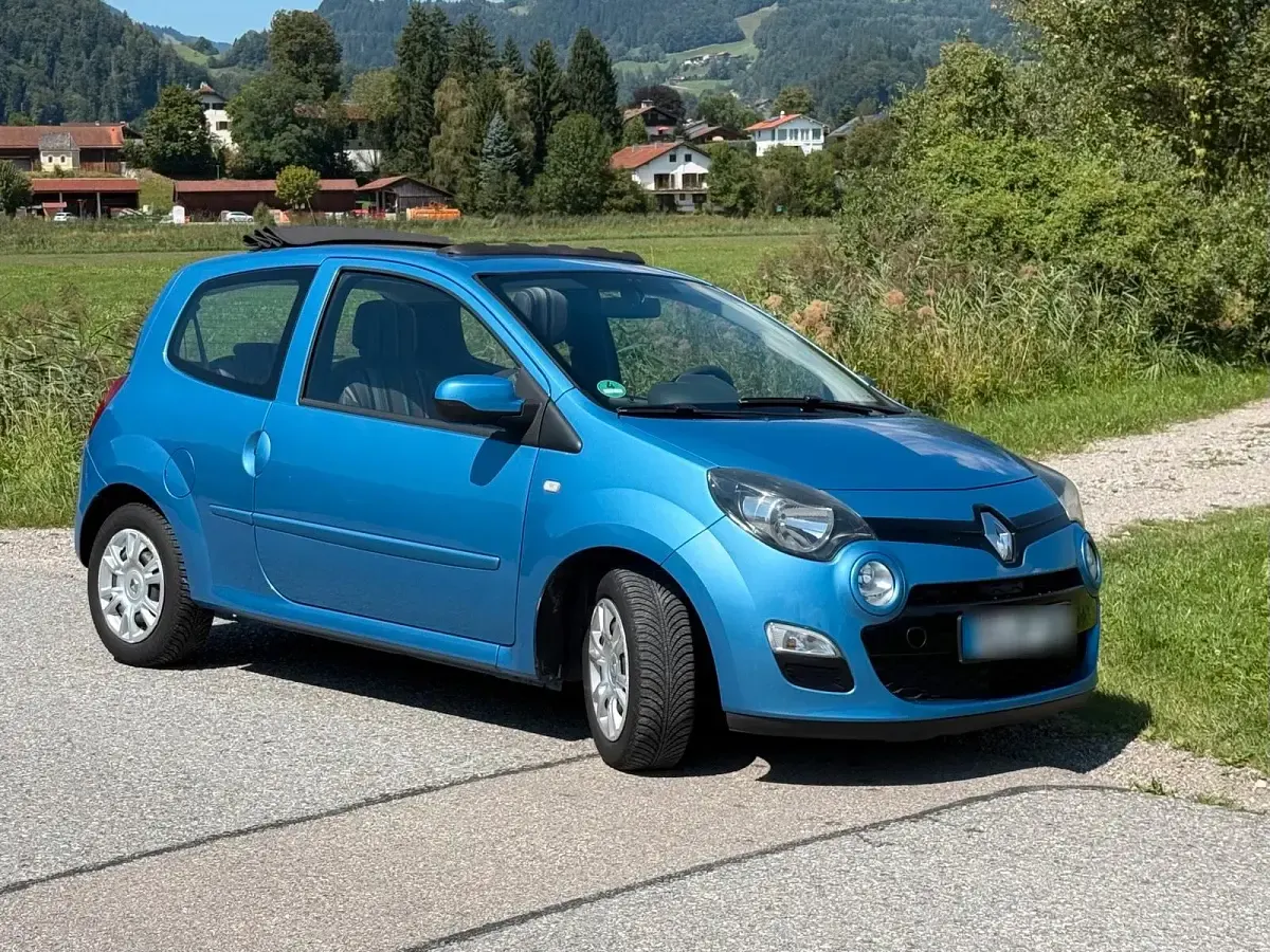 Gebraucht Renault Twingo 75 PS (55 kW) 2012 Blau Kleinwagen
