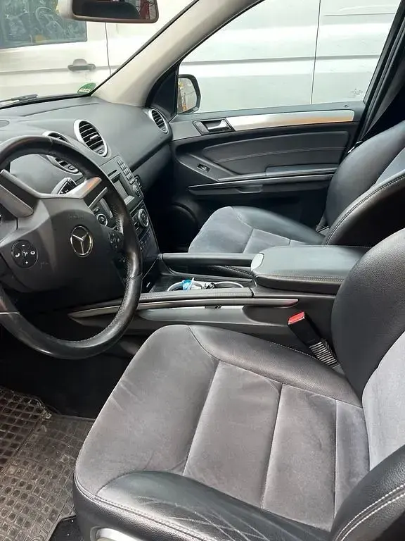 Gebraucht Mercedes ML320 224 PS (164 kW) 2009 Schwarz SUV