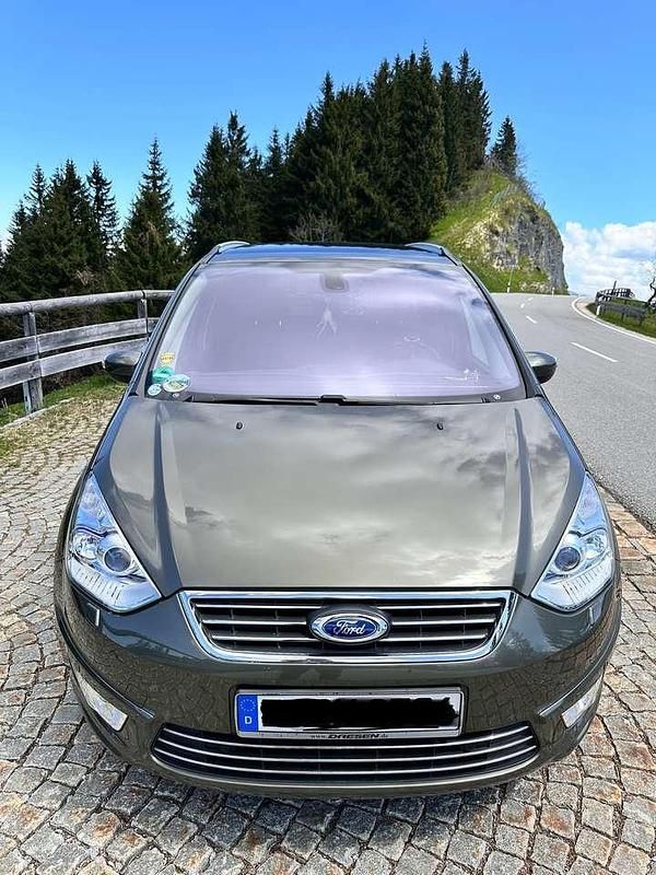 Andere farben Gebraucht 2011 Ford Galaxy Titanium Van / Kleinbus | 14.750 € - Bild 1/4