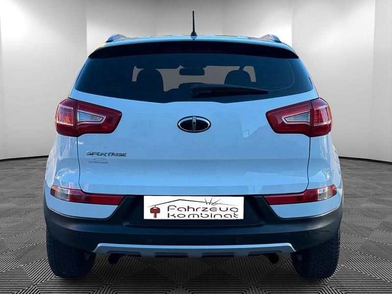 Gebraucht Kia Sportage Vision 135 PS (99 kW) 2013 Weiß SUV