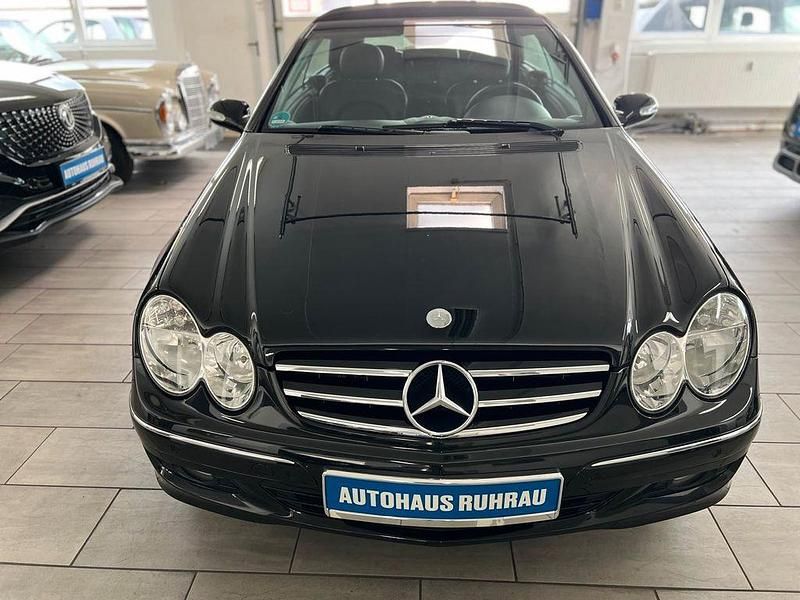 Second-hand Mercedes CLK200 163 CP (119 kW) 2006 Negru Cabrio