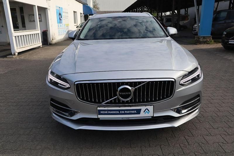 Gebraucht Volvo V90 Inscription 392 PS (288 kW) 2020 Bright silver metallic Kombi