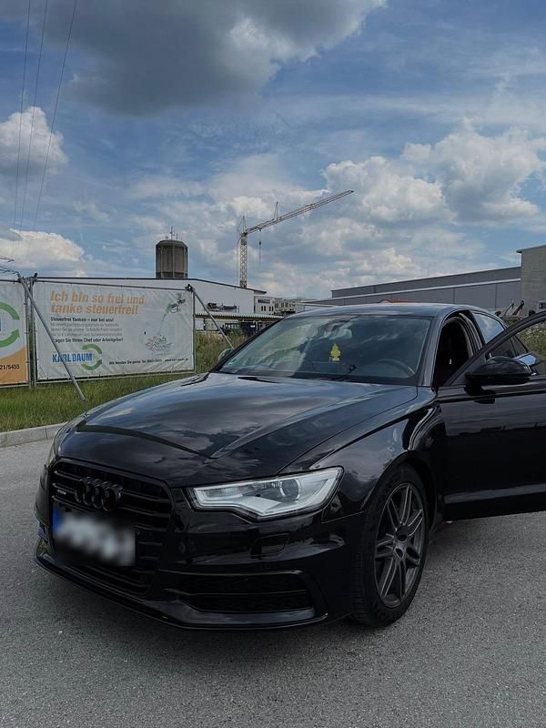 Usado Audi A6 204 HP (150 kW) 2014 Preto Sedan