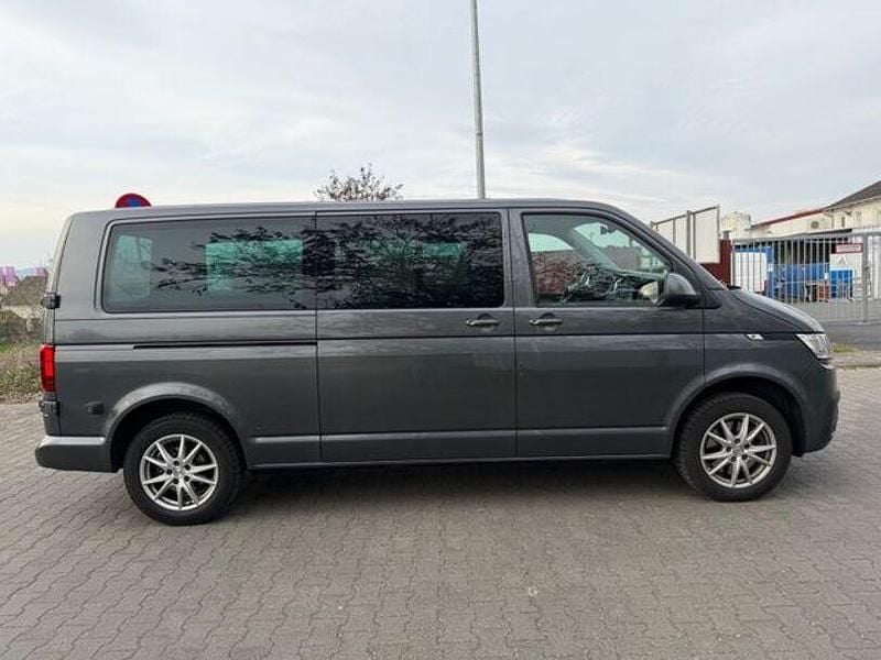 Gebraucht VW T6.1 150 PS (110 kW) 2023 Grau Van
