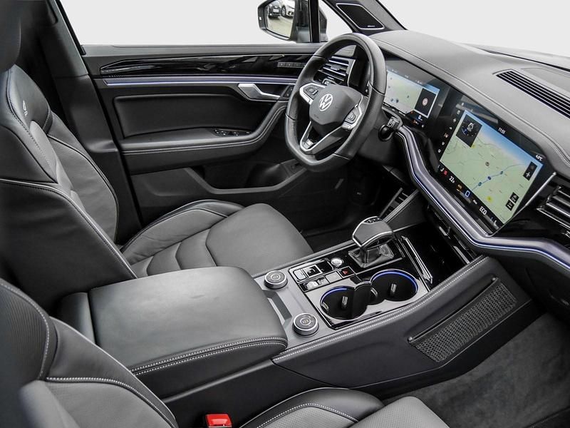 Gebraucht VW Touareg R-line 286 PS (210 kW) 2025 Grau SUV