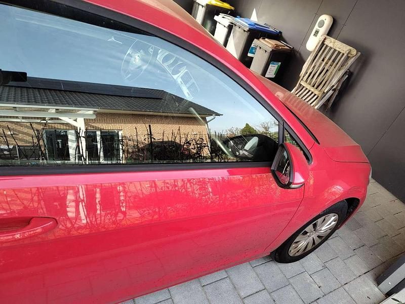 Gebraucht VW Golf VII 86 PS (63 kW) 2012 Rot Limousine
