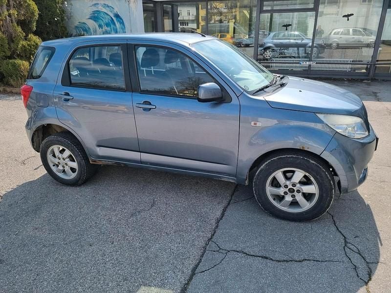 Gebraucht Daihatsu Terios 105 PS (77 kW) 2007 Blau SUV