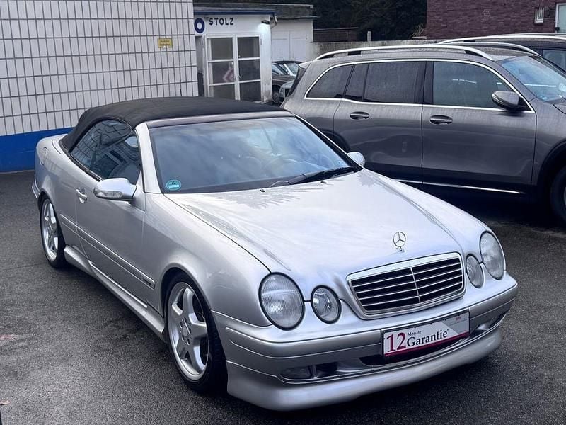 Gebraucht Mercedes CLK200 Avantgarde 163 PS (119 kW) 2002 Silber Cabrio