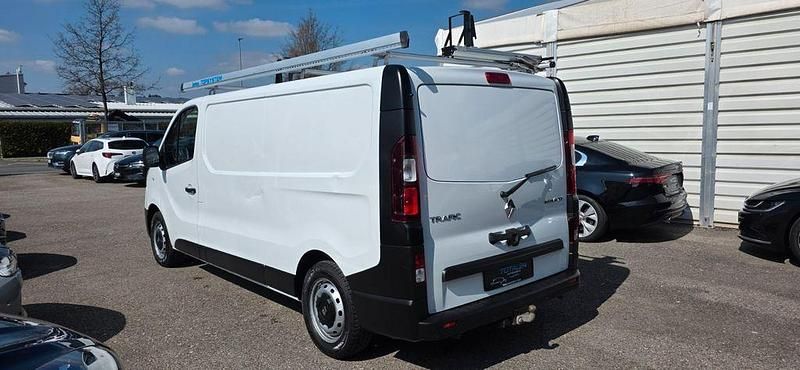 Gebraucht Renault Trafic 120 PS (88 kW) 2021 Weiß Van / Kleinbus