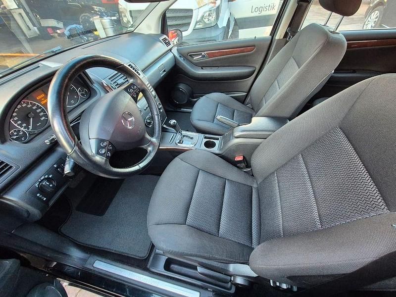 Gebraucht Mercedes A180 Elegance 109 PS (80 kW) 2008 Schwarz Van / Kleinbus