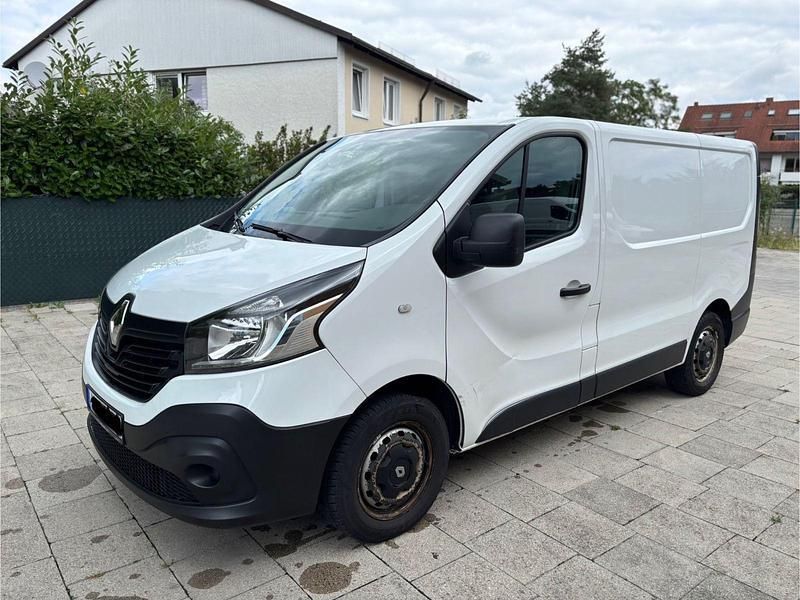 Weiß Gebraucht 2016 Renault Trafic Komfort Van | 9.990 € (Guter Preis) - Bild 1/4