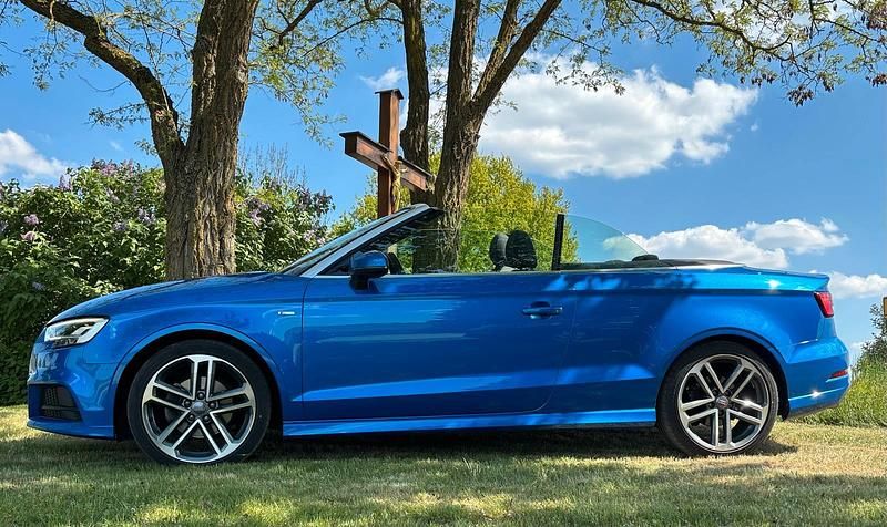 Gebraucht Audi A3 Cabriolet S-Line 150 PS (110 kW) 2019 Blau Cabrio
