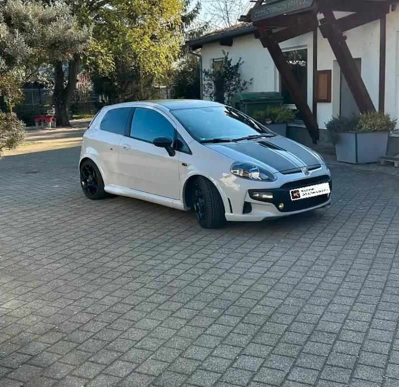 Grau Gebraucht 2012 Abarth Punto Kleinwagen | 13.500 € - Bild 1/4