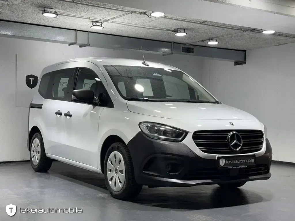 Gebraucht Mercedes Citan 112 116 PS (85 kW) 2023 Arktikweiss Van / Kleinbus