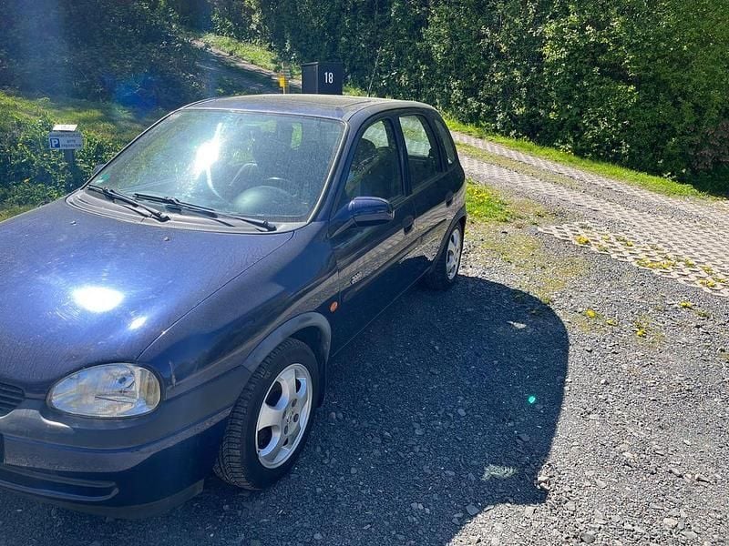 Gebraucht Opel Corsa Edition 90 PS (66 kW) 2000 Blau Limousine