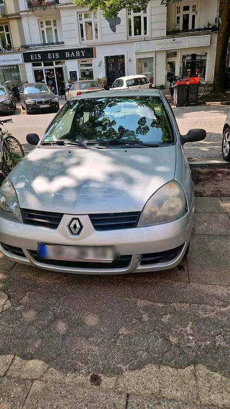 Grau Gebraucht 2007 Renault Clio II Kleinwagen | 1.499 € - Bild 1/3