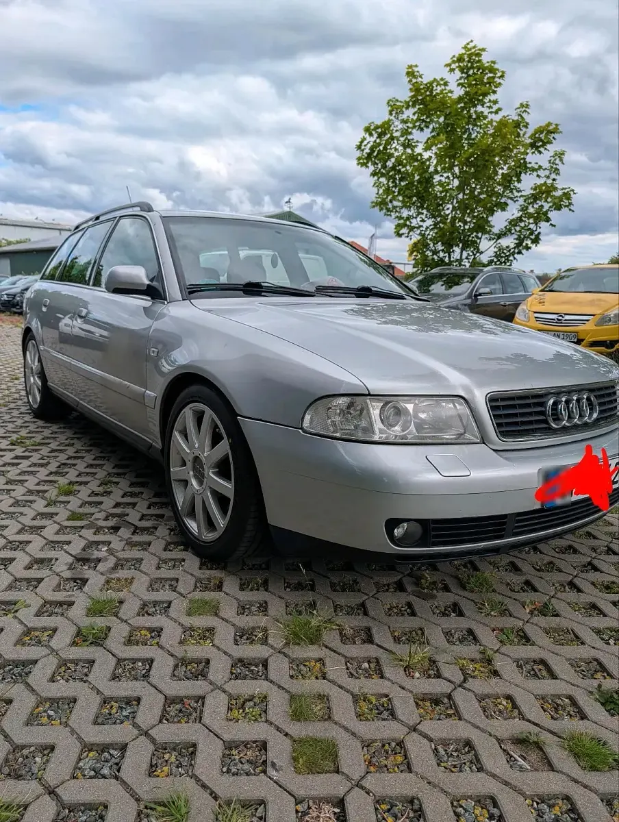 Gebraucht Audi A4 Basis 193 PS (141 kW) 1999 Silber Kombi