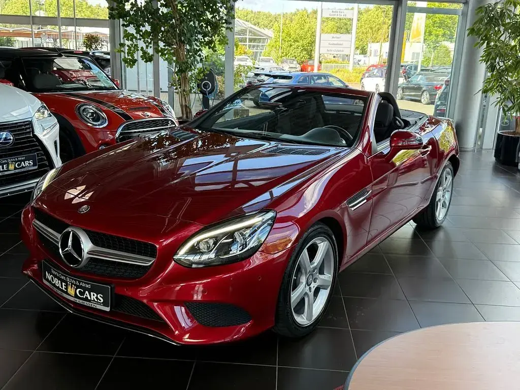 Gebraucht Mercedes SLC300 245 PS (180 kW) 2017 Rot Cabrio