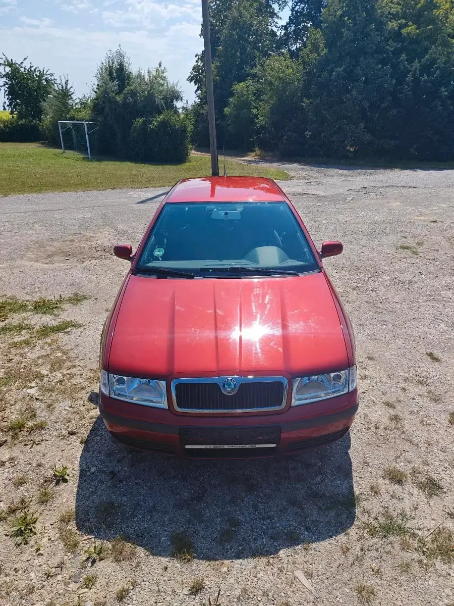 Gebraucht Skoda Octavia 115 PS (84 kW) 2001 Rot Limousine