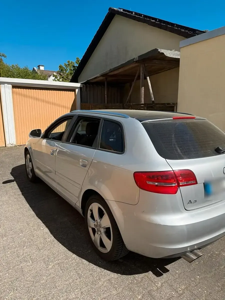 Usata Audi A3 125 CV (91 kW) 2009 Argento Utilitaria