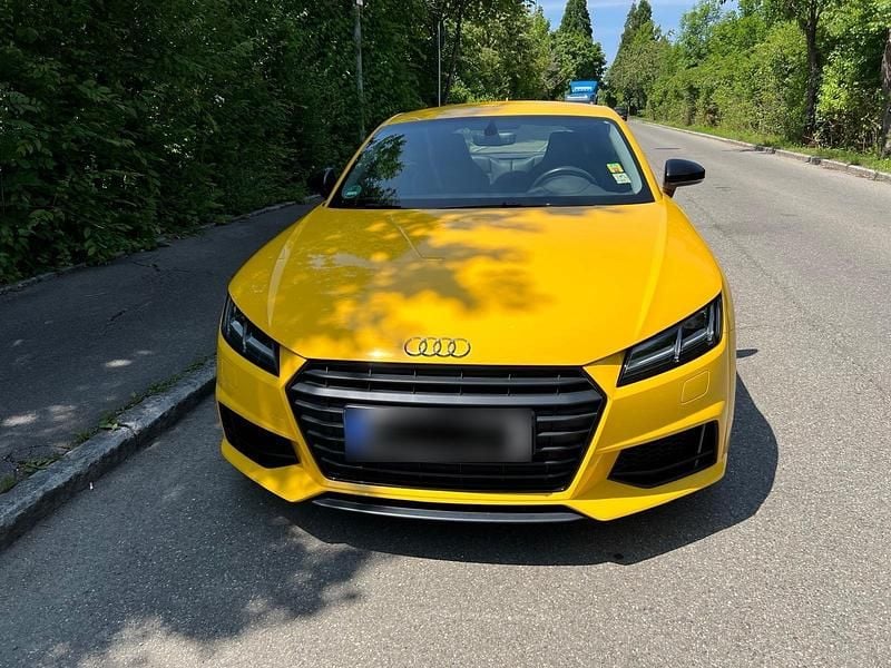Second-hand Audi TT 179 CP (131 kW) 2016 Galben Coupe