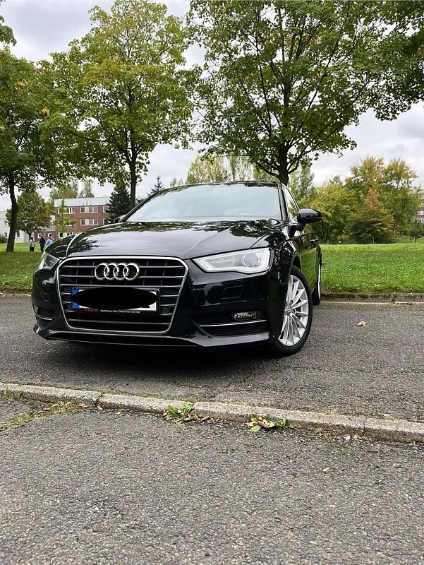 Schwarz Gebraucht 2013 Audi A3 Limousine | 9.000 € (Fairer Preis) - Bild 1/4