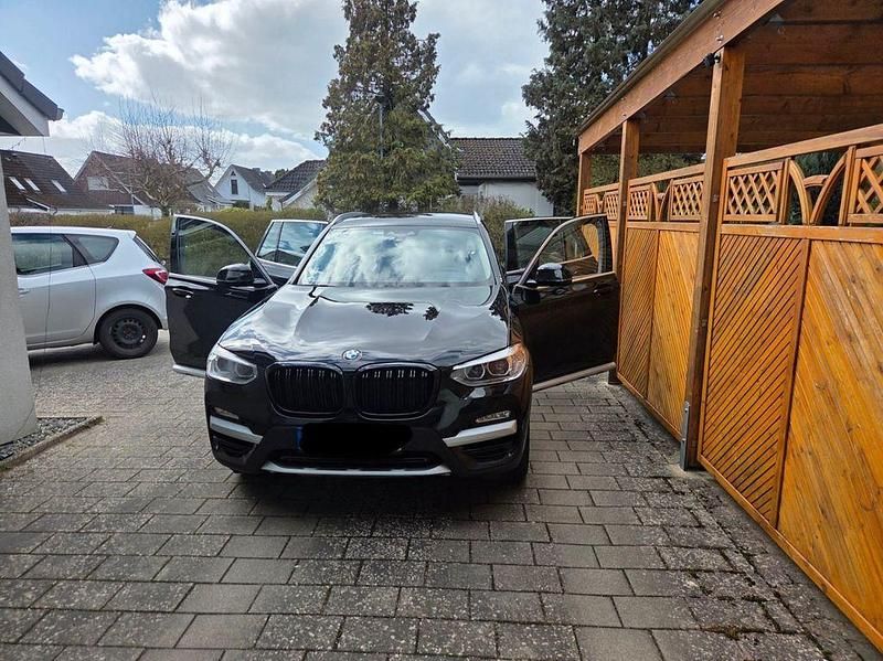 Gebraucht BMW X3 xLine 184 PS (135 kW) 2019 Schwarz SUV