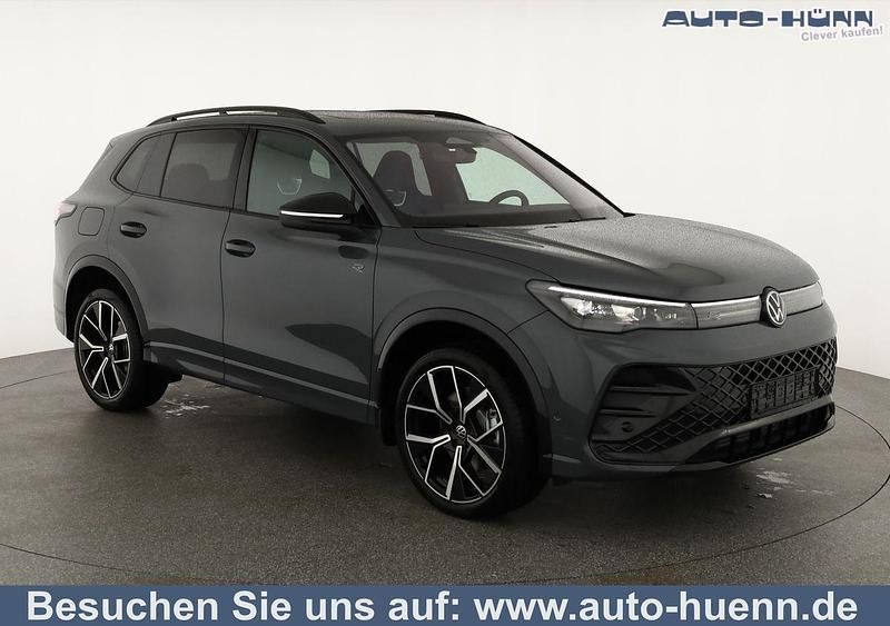 Delfingrau metallic Gebraucht 2025 VW Tiguan R-line SUV | 52.995 € (Etwas zu teuer) - Bild 1/4