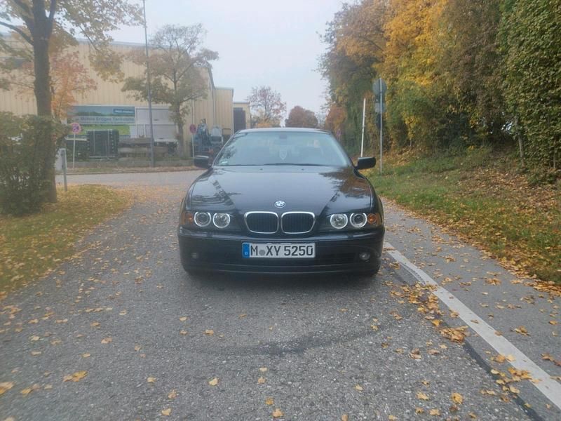 Schwarz Gebraucht 2000 BMW 525 Limousine | 3.500 € (Fairer Preis) - Bild 1/4