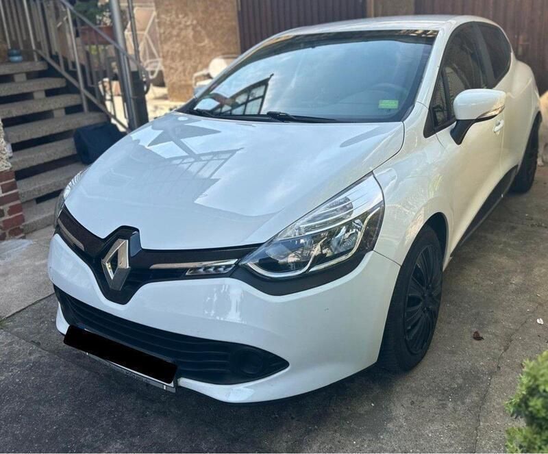 Weiß Gebraucht 2015 Renault Clio IV Kleinwagen | 6.490 € (Fairer Preis) - Bild 1/4