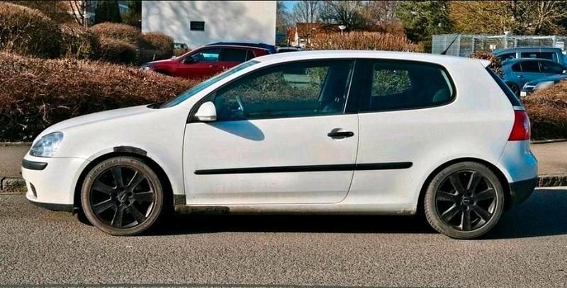 Gebraucht VW Golf V 75 PS (55 kW) 2006 Weiß Kleinwagen