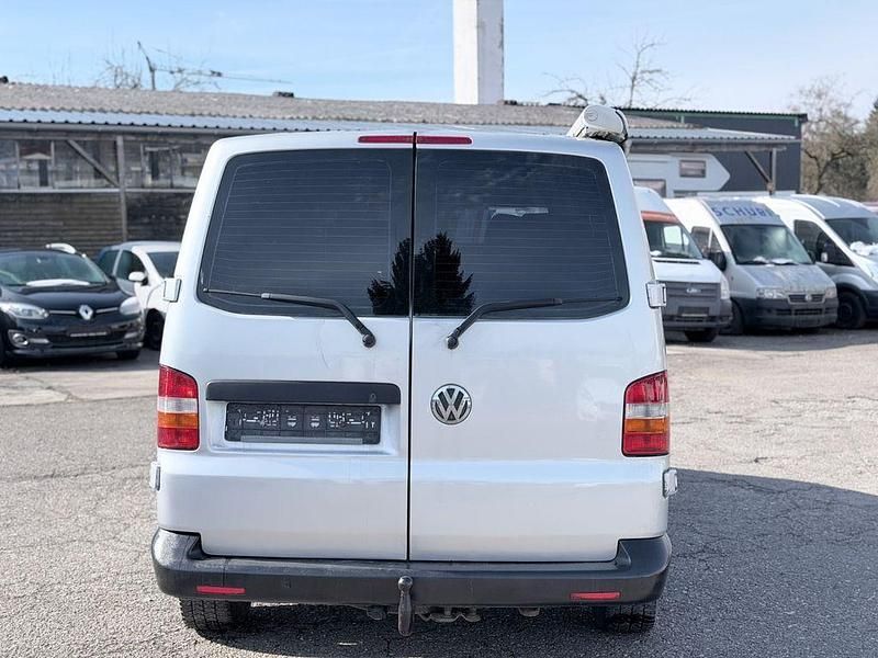 Second-hand VW Transporter 131 CP (96 kW) 2005 Argintiu Van