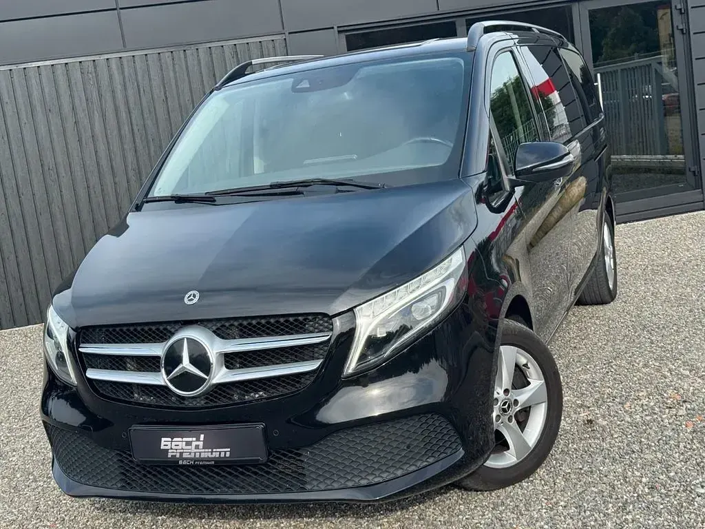 Gebraucht Mercedes V220 Edition 163 PS (119 kW) 2021 Schwarz Van / Kleinbus