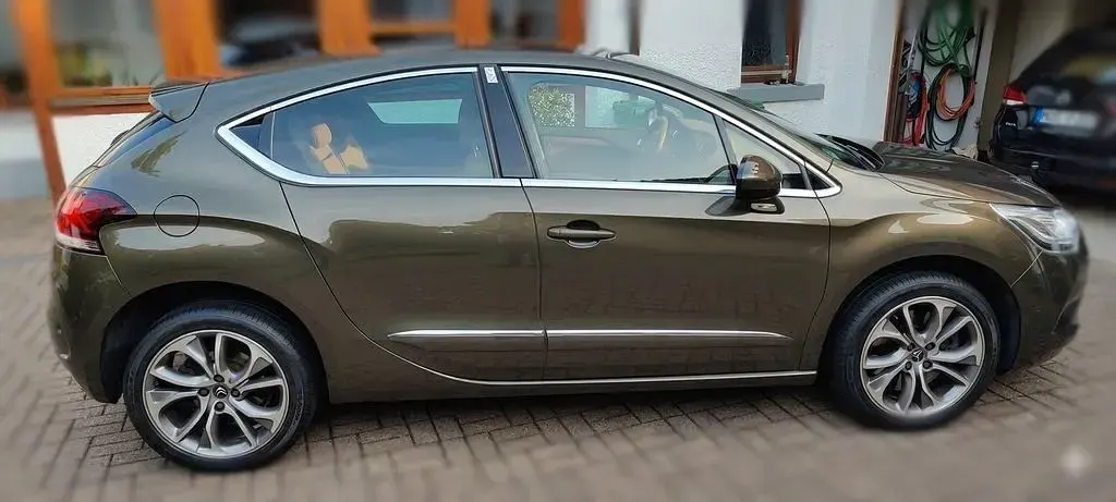 Gebraucht Citroën DS4 Sport Chic 200 PS (147 kW) 2012 Braun Kleinwagen